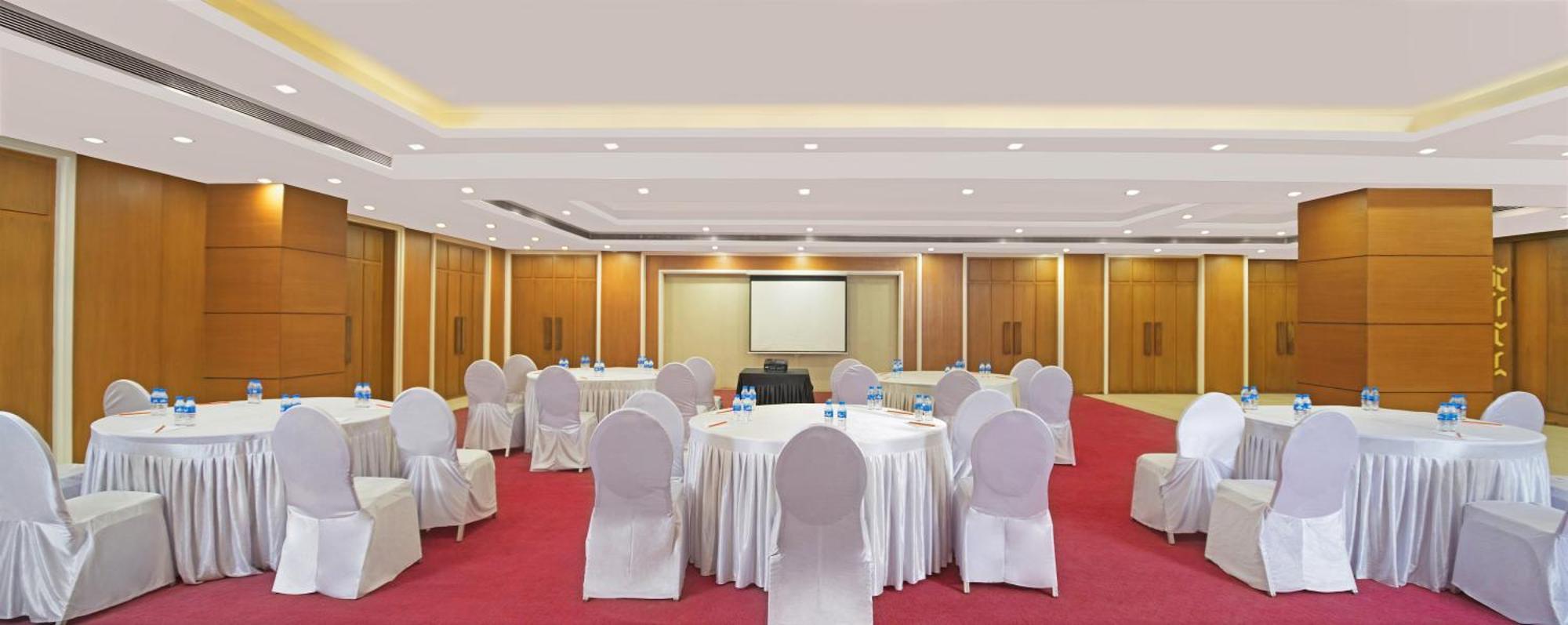 Vadodara Rcr Esterno foto